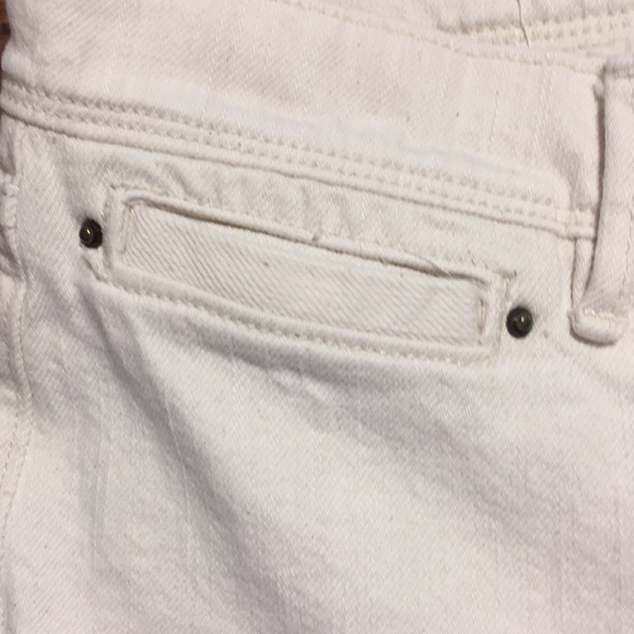 Old Navy Women’s Capris - Picture 2 of 6